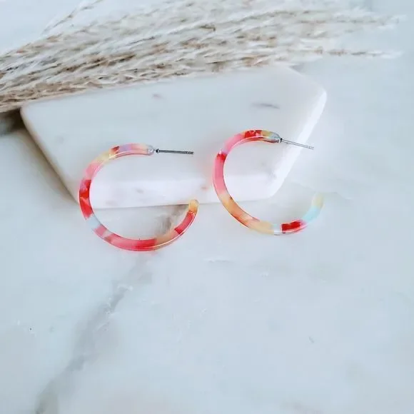 7/$35 Multi Color Acrylic C Hoop Earrings - Picture 3 of 7